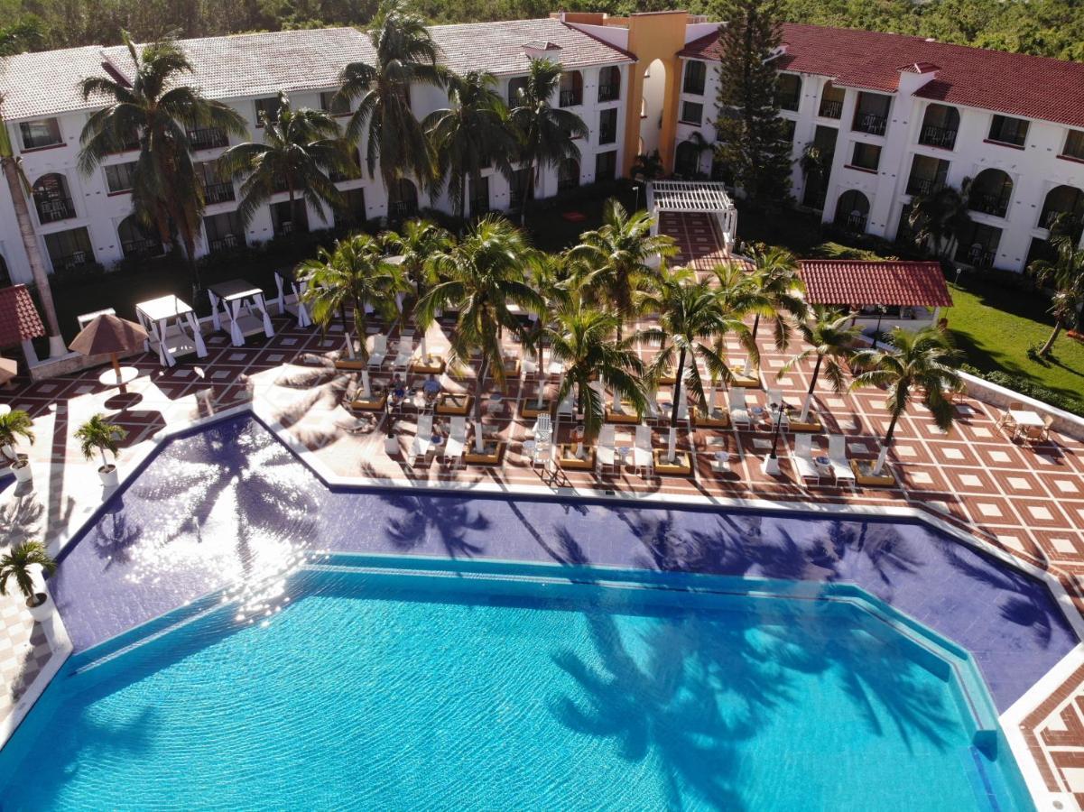 Cozumel Hotel & Resort Tm By Wyndham All Inclusive Exterior photo