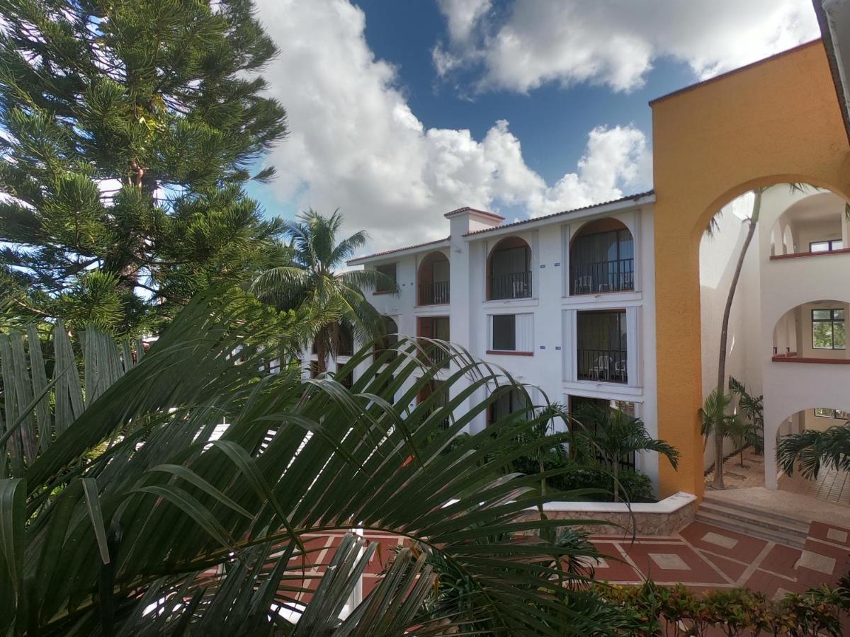 Cozumel Hotel & Resort Tm By Wyndham All Inclusive Exterior photo