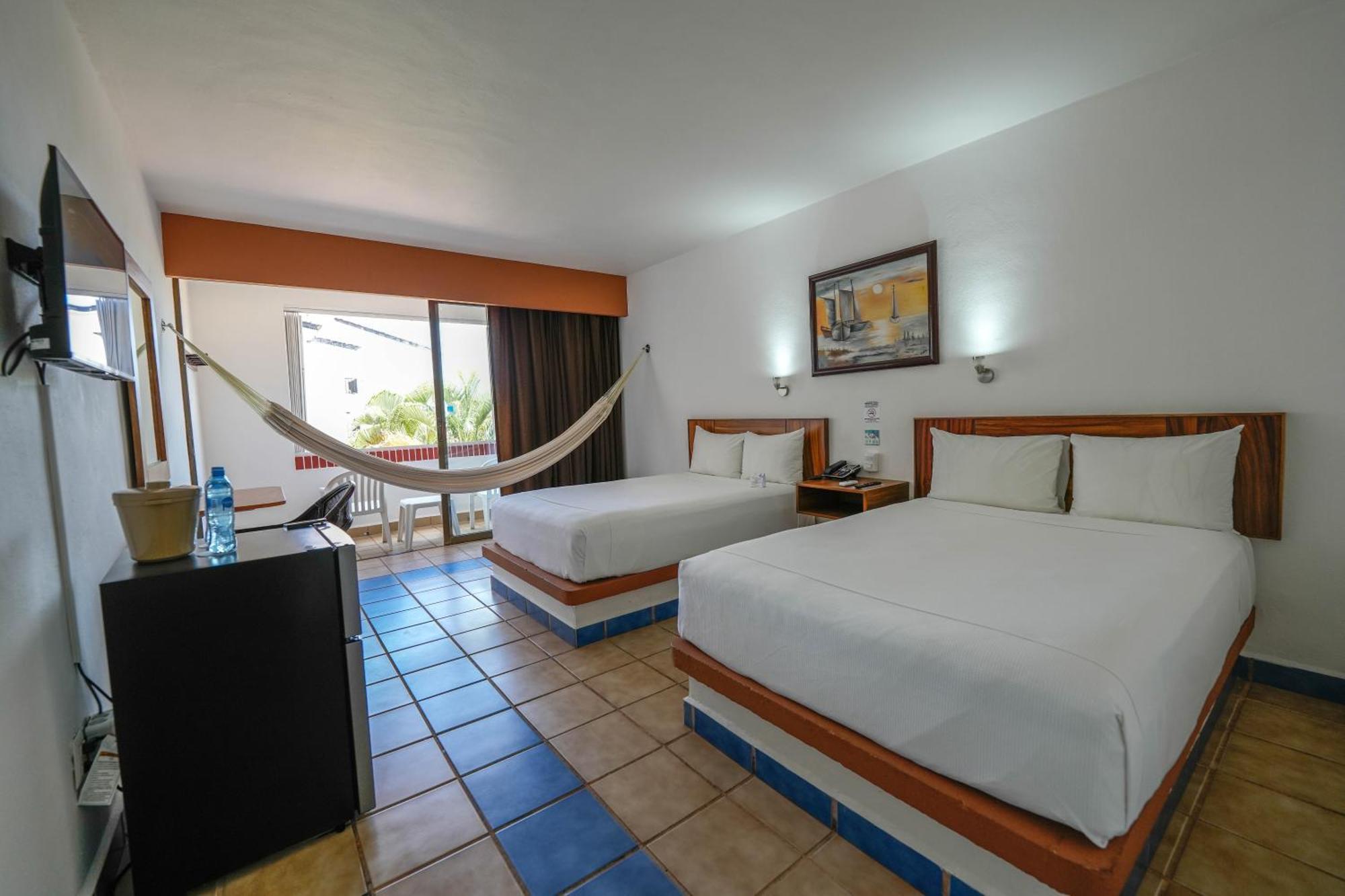 Cozumel Hotel & Resort Tm By Wyndham All Inclusive Exterior photo